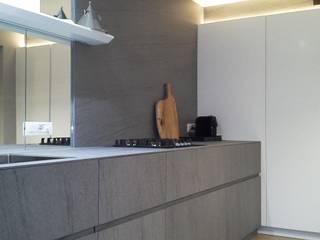 Casa sul Sile Treviso, internitreviso internitreviso Modern kitchen
