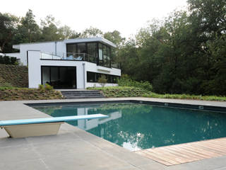 Villa te Doorwerth, Strategie Architecten bna Strategie Architecten bna モダンな 家