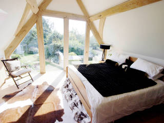 Dairy Cottage, Amina Amina Country style bedroom