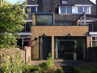 Badkamer als tuinkamer, Van de Looi en Jacobs Architecten Van de Looi en Jacobs Architecten Baños modernos