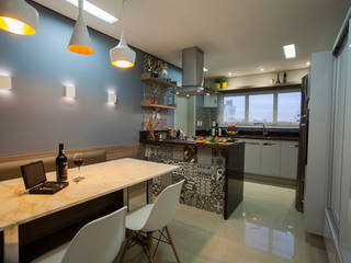 Cozinha apto em Itajaí - SC, Estúdio HL - Arquitetura e Interiores Estúdio HL - Arquitetura e Interiores مطبخ