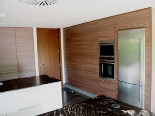cocina, Carpintería decorativa Carpintería decorativa مطبخ الخشب هندسيا Transparent