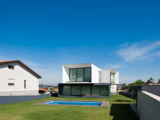 Casa S. Roque, Urban Core Urban Core Multi-Family house