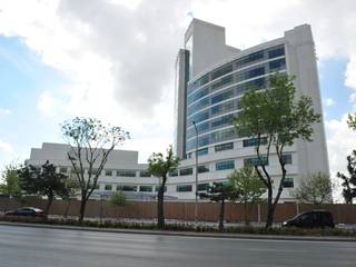 Mevlana Üniversitesi Hastanesi, Geyran Mimarlık Atölyesi LTD. ŞTİ. Geyran Mimarlık Atölyesi LTD. ŞTİ. مساحات تجارية