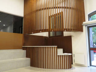 Diseño de producto, Brick Serveis d'Interiorisme S.L. Brick Serveis d'Interiorisme S.L. Corridor, hallway & stairsStorage