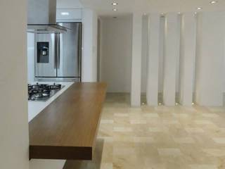 Cumbres de Curumo, RRA Arquitectura RRA Arquitectura Minimalist kitchen