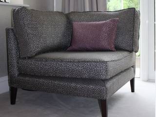 BESPOKE FURNITURE & UPHOLSTERY, FALCHI INTERIORS LTD FALCHI INTERIORS LTD Modern living room