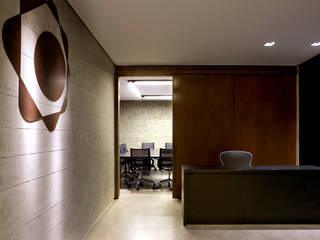CONIF Brasilia, SAINZ arquitetura SAINZ arquitetura Commercial spaces Grey
