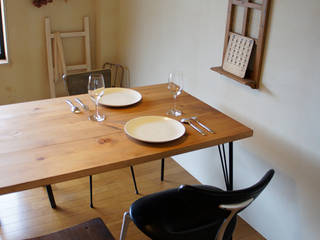 Rustic dining table, design studio katachi design studio katachi Comedores de estilo rústico Madera Acabado en madera