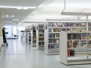 Bibliotheek de Beuk - Woerden - the Netherlands, iduna iduna Modern study/office