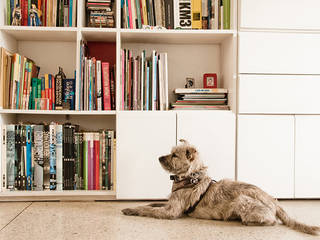 Biblioteca M1, PUNCH TAD PUNCH TAD Eclectic style study/office MDF White