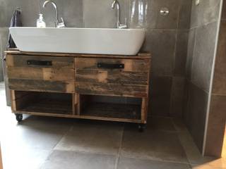 Badkamer meubels, maiidee maiidee Baños de estilo rural Madera Acabado en madera