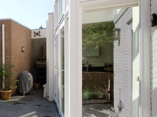 VERBOUWING WOONHUIS ROSMALEN - 290612, JANICKI ARCHITECT JANICKI ARCHITECT モダンな 家 木 木目調