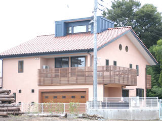ステンドグラスある家2坂東市, ESK設計一級建築士事務所 ESK設計一級建築士事務所 Classic style houses