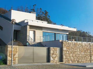 Casa TENEDÓRIO, Loivo, SOLE ATELIER, LDA SOLE ATELIER, LDA Casas modernas