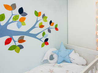Arte mural en las habitaciones infantiles, RoomRoomBebé RoomRoomBebé Habitaciones para niños de estilo ecléctico
