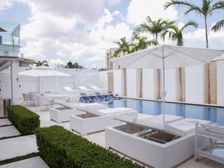 Casa Residêncial SCS, Sandra Sanches Arq e Design de Interiores Sandra Sanches Arq e Design de Interiores Moderne Pools