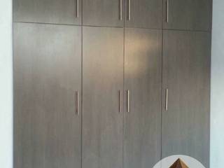 Merino, La Fustería - Carpinteros La Fustería - Carpinteros Ruang Ganti Modern Kayu