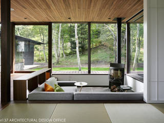 037軽井沢 I さんの家, atelier137 ARCHITECTURAL DESIGN OFFICE atelier137 ARCHITECTURAL DESIGN OFFICE Modern living room Wood Wood effect