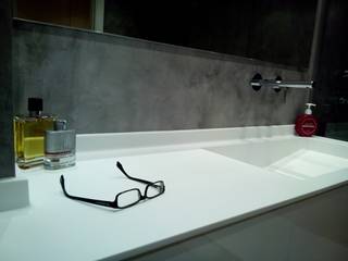 Baño realizado con tarima natural, novelty novelty Minimal style Bathroom