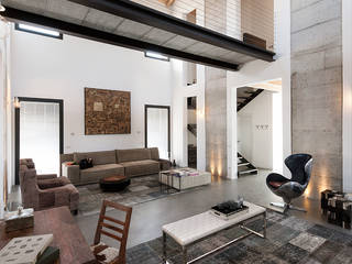 Villa di campagna, BRANDO concept BRANDO concept Industrial style living room