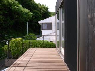 山の根の住宅, アーキグラフデザイン アーキグラフデザイン Moderne balkons, veranda's en terrassen