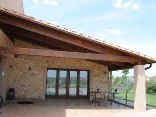 PORCHE DE MADERA EN TERUEL, CUTECMA Estructuras de madera CUTECMA Estructuras de madera مساحات تجارية