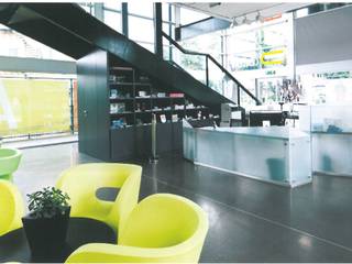 Urban Center, Vetrarte srl Vetrarte srl Commercial spaces Glass