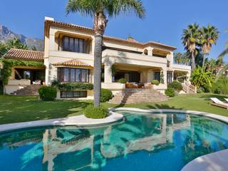 Ref: 22567P - Golden Mile - Marbella, Kristina Szekely International Realty Kristina Szekely International Realty Jardines de estilo clásico