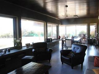 CASA ROLDAN Nº1, Arq. Luciano Altube Arq. Luciano Altube Living room