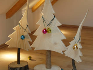 Advents- und Weihnachtszeit - modernes Design aus traditionellem Holz, Baumelemente Baumelemente Commercial spaces