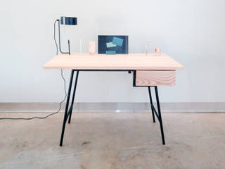 'Back to Basic' - desk, Studio Isabel Quiroga Studio Isabel Quiroga Minimalist study/office