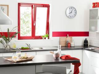 Fenêtre GLOSSY ROUGE, PROFERM Multitechniques PROFERM Multitechniques Puertas y ventanas de estilo moderno Ventanas