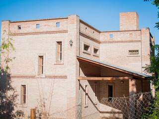 Vivienda en Mayu Sumaj, Abitar arquitectura Abitar arquitectura Rustikale Häuser