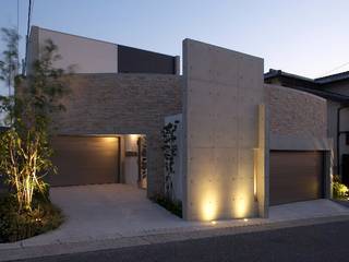 名東区の家 HOUSE OF MEITOUKU, 林泰介建築研究所 林泰介建築研究所 Casas modernas: Ideas, imágenes y decoración Piedra