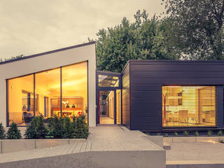 LUXHAUS Musterhaus Stuttgart, Lopez-Fotodesign Lopez-Fotodesign Modern houses White
