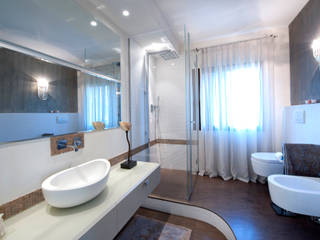 appartamento vicino al mare, bilune studio bilune studio Modern bathroom