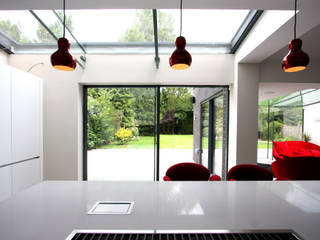 Kewferry Drive, IQ Glass UK IQ Glass UK Moderne Fenster & Türen