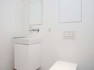 Penthouse HT Palma, ISLABAU constructora ISLABAU constructora Minimalist bathroom White