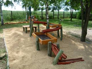 Wasserspielanlagen, Rheber Holz Design Rheber Holz Design Jardines de estilo rústico Madera Acabado en madera