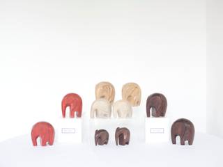 Our Beautiful Elephant Sculptures, Nilare Nilare Гостиная в тропическом стиле