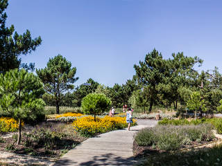 PARQUE AMBIENTAL DO BUÇAQUINHO, Oh!land studio, lda Oh!land studio, lda Modern style gardens