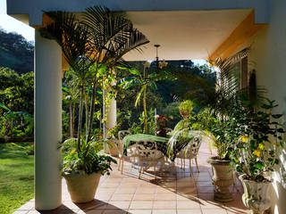 CASA UVIÑA, Excelencia en Diseño Excelencia en Diseño Balcone, Veranda & Terrazza in stile coloniale Laterizio