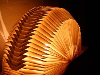 Lampen und Leuchten aus Papier, ly-la-licht ly-la-licht Livings de estilo ecléctico Papel