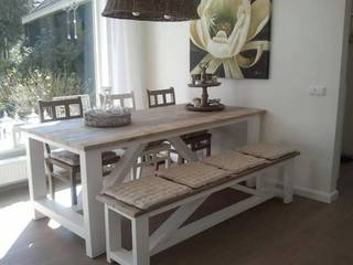 Bauholz Tisch im Landhaus-Stil, Exklusiv Dutch Design Exklusiv Dutch Design Country style dining room