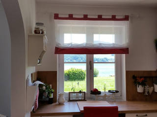 Raffrollo transparent mit rot weißer Karoborte - Befestigung an Schlaufen, Ramona's Nähstube Ramona's Nähstube Colonial style window and door