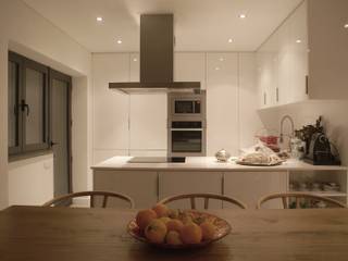 Apartamento CM, involve arquitectos involve arquitectos Cozinhas modernas