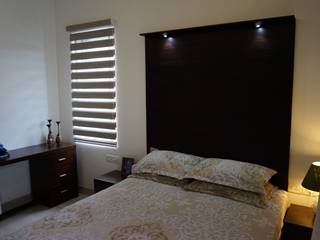 FLAT PURVANKARA.COCHIN.KERALA, INOUTSPACE INOUTSPACE Modern style bedroom Wood Wood effect