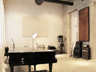 KML Recording Studio, Stefano Panero Oddi Nyeusi Design Stefano Panero Oddi Nyeusi Design مساحات تجارية