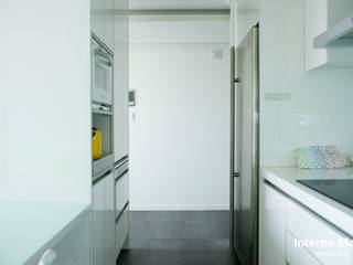 성동구 아파트 , 인테르노 마고(Interno Mago) 인테르노 마고(Interno Mago) Corredores, halls e escadas modernos